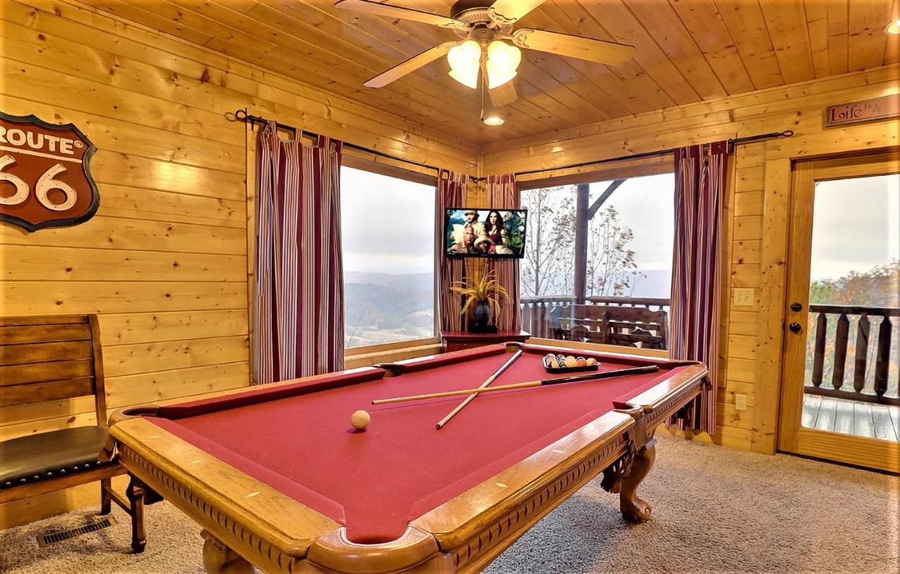 A Natural High Pigeon Forge Exterior foto