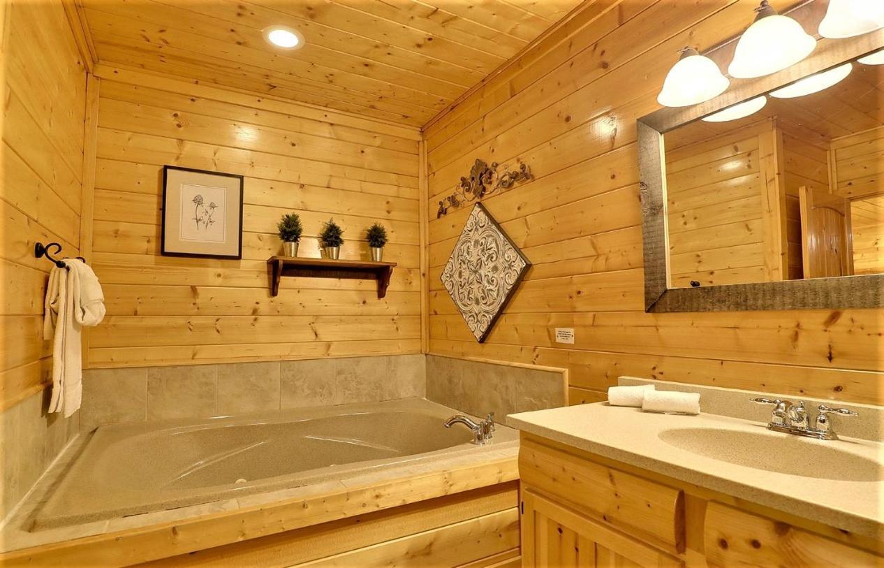 A Natural High Pigeon Forge Exterior foto