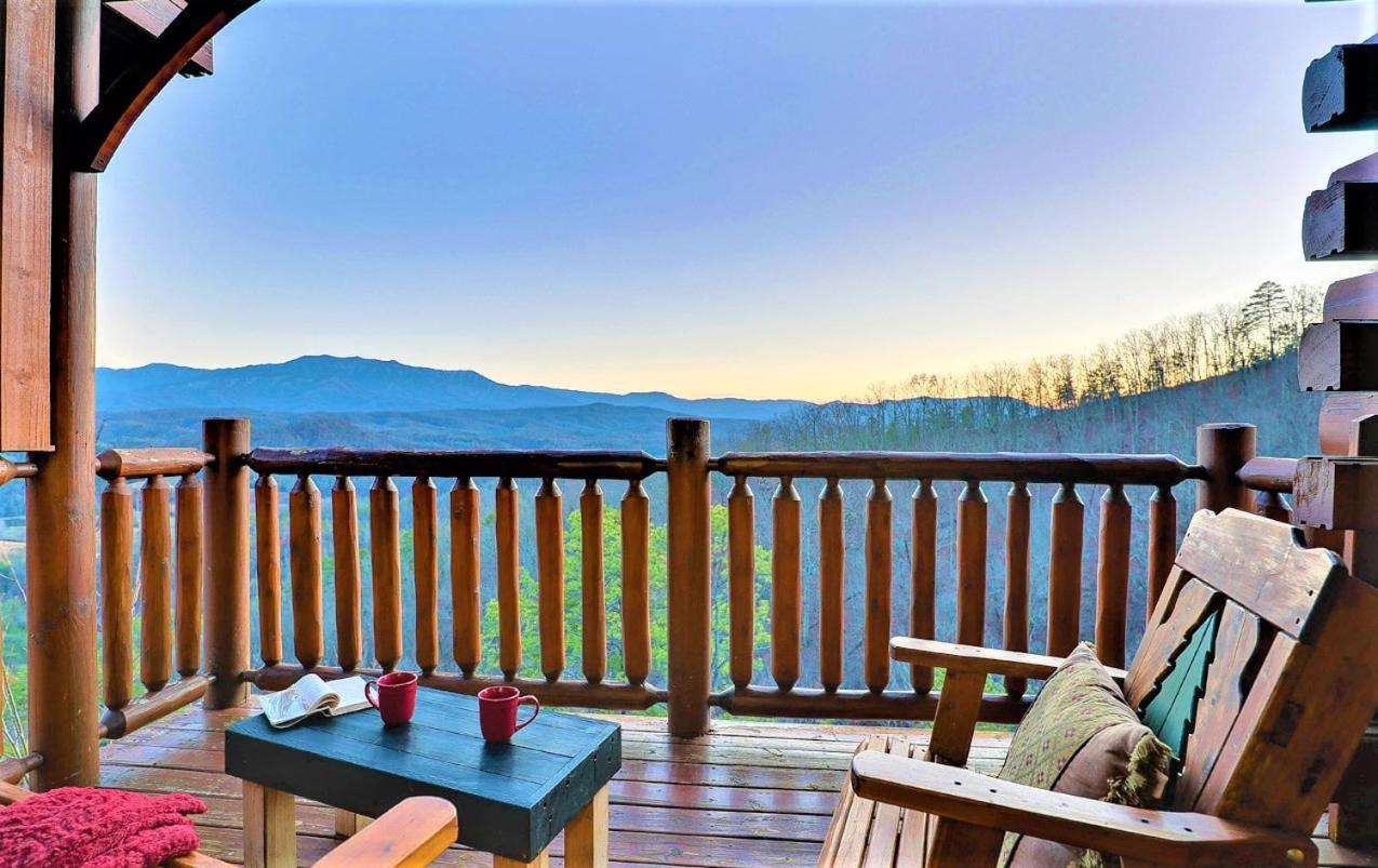 A Natural High Pigeon Forge Exterior foto